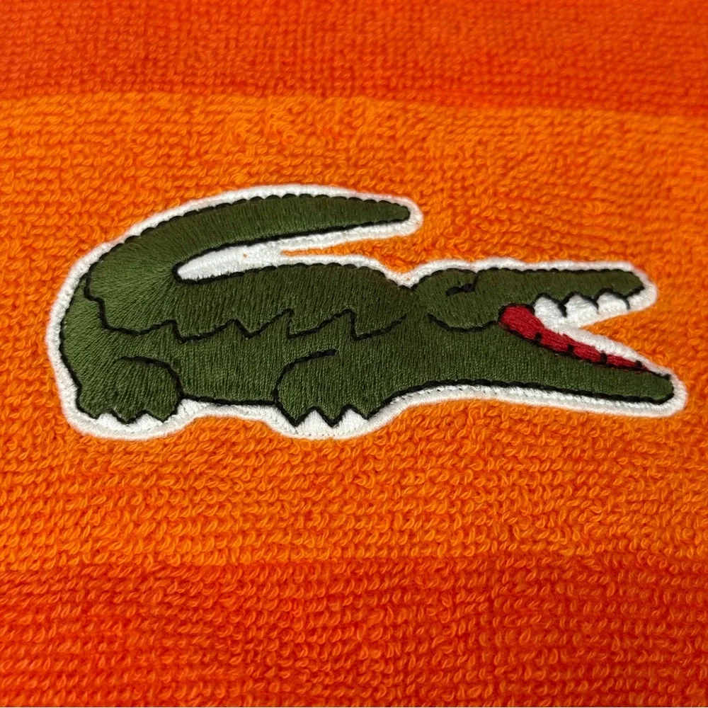 Lacoste orange bath
